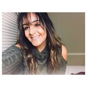 Meet your Posher, Kayla